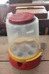 lot 3044 image: Vintage Jawbreaker Vending Machine