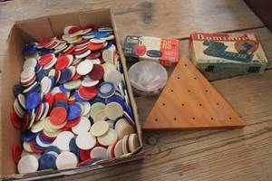 lot 3052 image: Vtg. Dominoes, Poker Chips and More