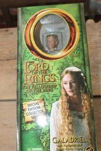 lot 3058 image: NIB Lord of the Rings Galadriel Doll