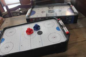 lot 3062 image: Table Air Hockey untested