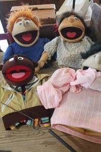 lot 3123 image: Vintage Puppets