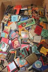 lot 3157 image: Flat of Vintage Matchbooks