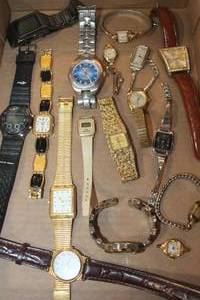 lot 3163 image: Flat of Watches untested