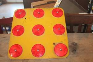 lot 3206 image: Vintage Metal Reflector Sign 15 x 15
