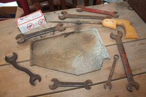 lot 3218 image: Vintage Wrenches and More