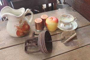 lot 3242 image: Vintage McCoy Pitcher and More