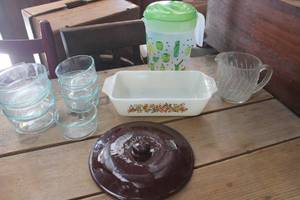 lot 3252 image: Pyrex Clear Glass Bowls and More