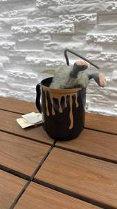 lot 60 image: Dan Dee Animated Rat in Collectible Mug