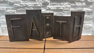 lot 65 image: Metal Wall Sign with FAITH Inscription - Wall-Mount of Free-Standing