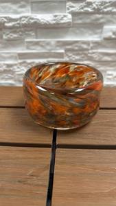 lot 70 image: Glass Bowl with Orange and Brown Tortoiseshell Pattern