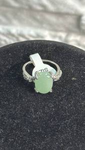lot 146 image: Ring with Green Oval Stone and Silver-Tone Metal Band (Size 9)