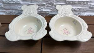 lot 161 image: Pfaltzgraff Child��s Teddy Bear Bowl in Tea Rose Pattern - Lot of 2