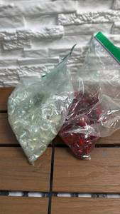 lot 170 image: Lot of Clear and Red Glass Beads in Resealable Bags