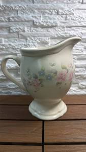 lot 181 image: Pfaltzgraff Pitcher in Tea Rose Pattern.