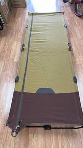 lot 230 image: Collapsible Camping Cot with Carry Bag