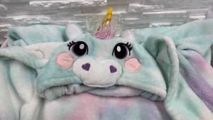 lot 242 image: Unicorn Hooded Blanket Wearable Wrap