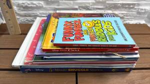 lot 285 image: Childrens Books - Lot of 9