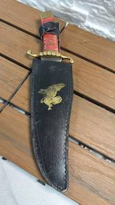 lot 312 image: Frost Cutlery Arabic Style Bowie Knife Fixed Blade & Leather Sheath