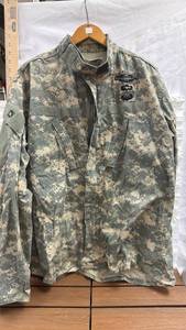lot 317 image: U.S. Army ACU Digital Camouflage Combat Uniform Jacket (Large)