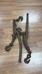 lot 327 image: Lever-Type Chain Load Binders - Lot of 2