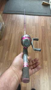 lot 345 image: Zebco 33 Lady Z-Glass Action Fishing Rod & Reel Combo