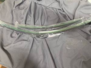 lot 31 image: VTOGOI OEM Quality 2617 Windshield Wiper Blades,Premium All-Seasons J-Hook Replacement Wiper Blades (2 Pack) - Retail $16