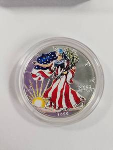 lot 100 image: 1999 Colorized Liberty Silver Dollar Coin .999 1 Troy Ounce&nbsp