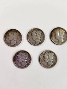 lot 113 image: Lot of 5 Vintage U.S. 90% Silver Dimes&nbsp