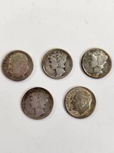 lot 115 image: Lot of 5 Vintage U.S. 90% Silver Dimes&nbsp