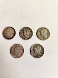 lot 135 image: Lot of 5 Vintage U.S. 90% Silver Dimes&nbsp