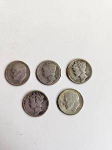 lot 139 image: Lot of 5 Vintage U.S. 90% Silver Dimes&nbsp