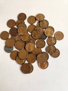 lot 147 image: Lot of 40 Wheat Pennies