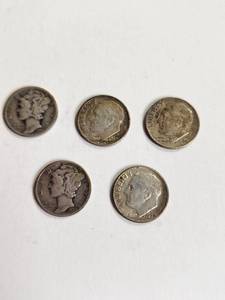 lot 166 image: Lot of 5 Vintage U.S. 90% Silver Dimes&nbsp