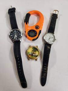 lot 222 image: Watch Lot 4 Pieces with Carabiner Orange Digital