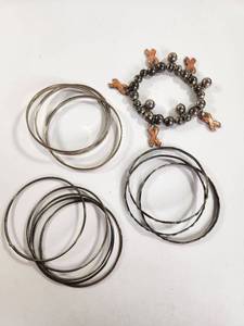 lot 225 image: Bracelet Lot Metal Bangle and Beaded Bracelets
