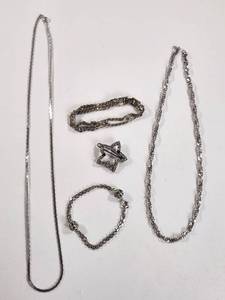lot 230 image: Silver-Tone Chain Jewelry Lot 5 Pieces Necklaces Bracelets Pendant