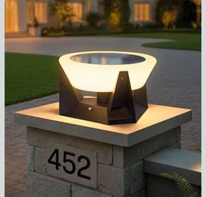 lot 19040 image: SOLRBLZ Solar Modem Post Lights - Retail $149