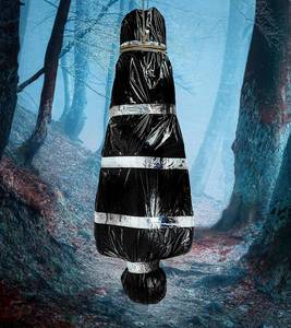 lot 19133 image: AnanBros 5ft Hanging Corpse Dead Victim Props Halloween Decorations Outdoor - Retail $10