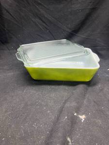 lot 229 image: Pyrex Lime Green Refrigerator Storage Container with Glass Lid