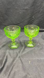 lot 294 image: Green Glass Goblets, Set of 2