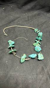 lot 304 image: Turquoise Chip Bead Necklace with Metal Wire and Spacer Beads
