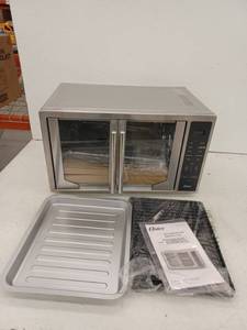 lot 18839 image: Oster Extra Large French Door Digital Air Fryer Oven