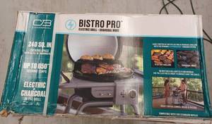 lot 18890 image: Char-Broil Bistro Pro Electric Grill, Gray, 1700W  Retail $226.39