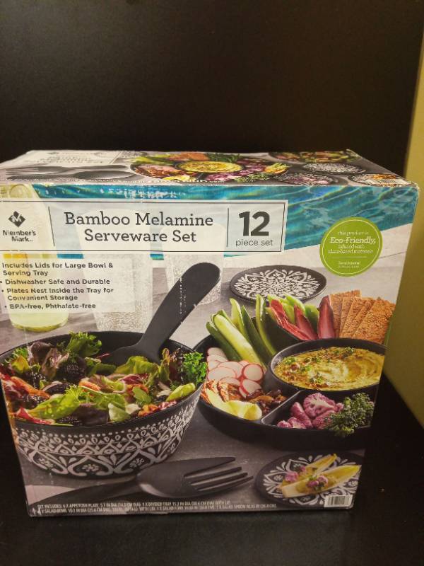 lot 1056 image: Members Mark 12-Piece Bamboo Melamine Dinnerware Set - Retail $45