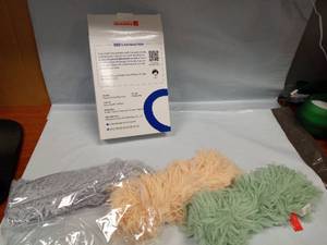 lot 1085 image: Potaroma Fuzzy Tail Catnip Toys Grey Green Yellow - Retail $12