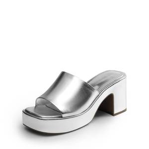 lot 1092 image: DREAM PAIRS Womens Chunky Mule Heel Sandals,Silver-Pu,7 - Retail $35