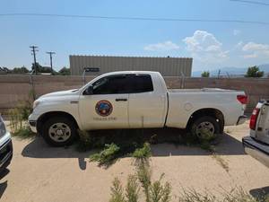 lot 2205 image: 2013 Toyota Tundra SR5 4WD  5.7L V8  Double Cab  Runs  Title
