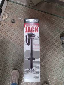 lot 7021 image: Haul Master 3500 LB Electric Trailer Jack