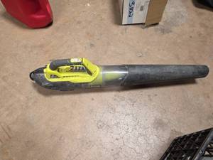 lot 7062 image: Ryobi 8 Amp Jet Fan Handheld Leaf Blower