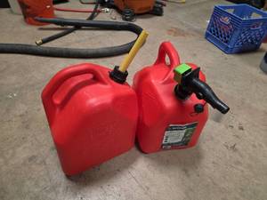 lot 7067 image: Scepter Gasoline Fuel Jerry Can Set with Spouts